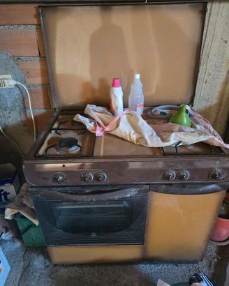 Cucina a gas Indesit