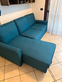 Divano letto angolare.