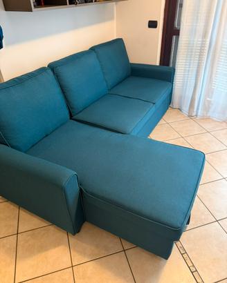 Divano letto angolare.