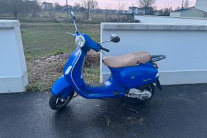 Vespa 125 LX