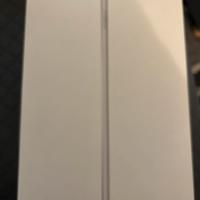 IPAD AIR 8 GENERAZIONE COME NUOVO