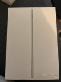 IPAD AIR 8 GENERAZIONE COME NUOVO