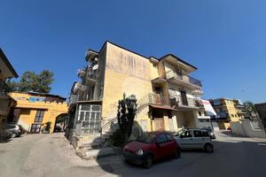2 LOCALI A MUGNANO DI NAPOLI