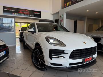Porsche MACAN 2.0 (180 KW) full full tetto apribil