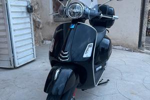 Vespa Gts 300 Hpe Super 2022