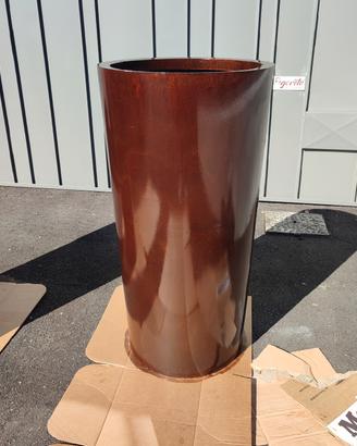 vasi in ferro effetto corten 