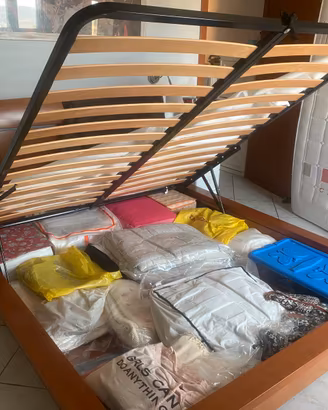 Letto contenitore matrimoniale