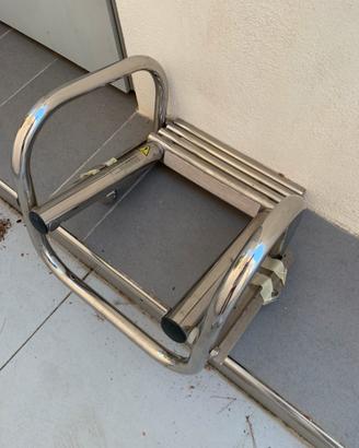 Scaletta in acciaio per piscina e barca