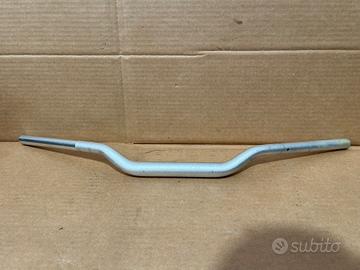 Manubrio Originale Yamaha MT-09 2021 2024