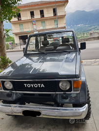 Toyota land cruiser lj70