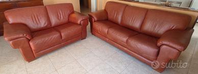 Divano letto + divano normale in pelle 