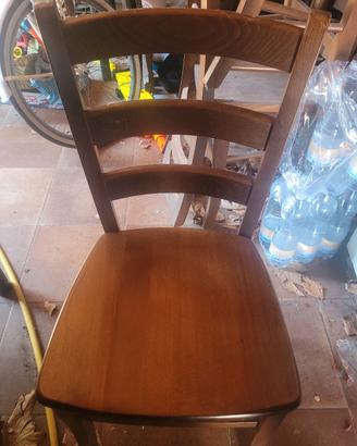 sedie legno marrone