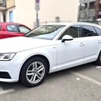 AUDI A4 Avant 2.0 TDI 150 CV S line edition