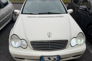 Mercedes - Benz  C220 CDI W203 Classic