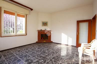 4 LOCALI A CALDERARA DI RENO