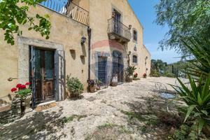 Cascina/Casale - Caltagirone