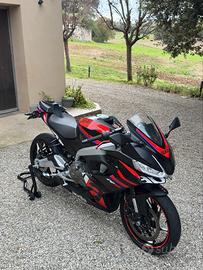 Aprilia rs 457 2024 con svariati accessori