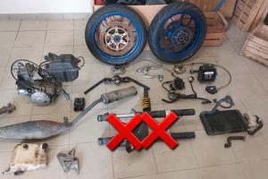 Componenti vari aprilia rs 125 2006