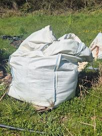 Telo pacciamatura e altro per cessata attività