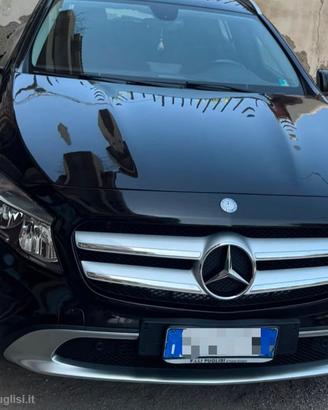 MERCEDES-BENZ GLA 200 d Sport