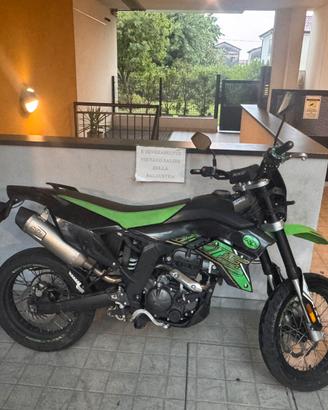 Motard KL KXE 125