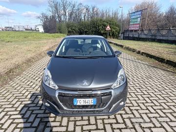 Peugeot 208 PureTech 82 5p. GPL Allure