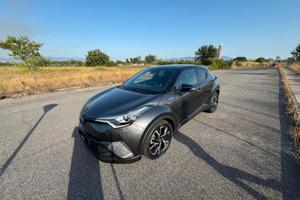 TOYOTA C-H HYBRID