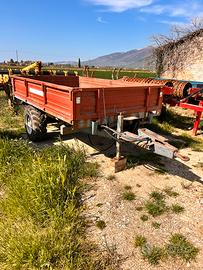 Rimorchio agricolo trazionato bicchi