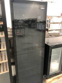 Vetrina vini Mondial Vinum ns.esposizione