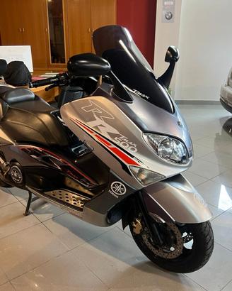Yamaha T Max 500