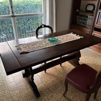 Tavolo in legno massello