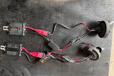kit completo di lampadine Xenon HID