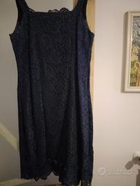 abito estivo smanicato in pizzo 