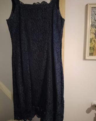 abito estivo smanicato in pizzo 