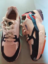 Sneakers chunky Falcon W CG6246 Adidas