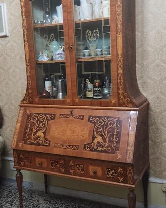 Vetrina per soggiorno/salotto stile maggiolino