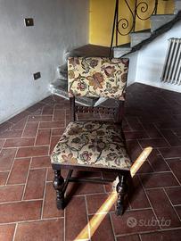 Sedie rivestite in legno