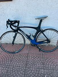 Bici da corsa in carbonio