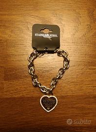 Braccialetto con ciondolo a forma di cuore