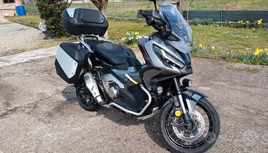Bauletto e marmitta xadv 750