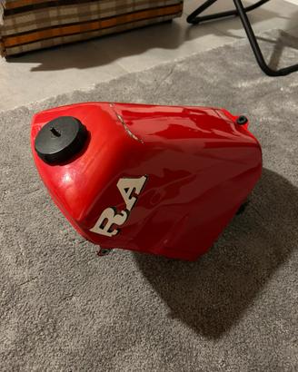 Serbatoio gilera rc600