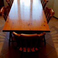 Tavolo in legno massello + 6 sedie
