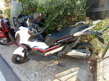 moto Honda x-ADV 750