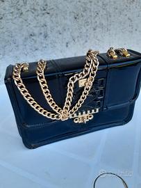 Borsa vintage con catenelle 
