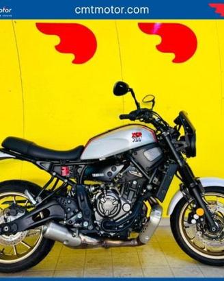 YAMAHA XSR 700 Finanziabile - Argento - 7472