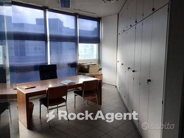 ELEGANTE UFFICIO COMPLESSO LA FAVORITA