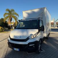 Iveco daily 35-120 box in lega leggera 018
