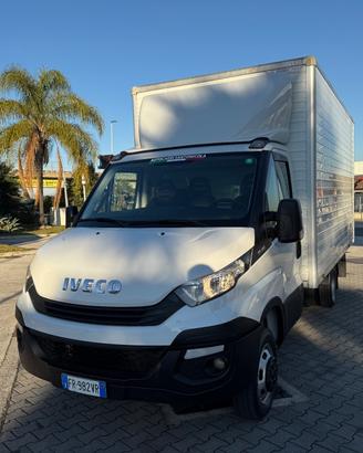 Iveco daily 35-120 box in lega leggera 018