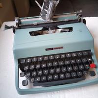 Macchina da scrivere OLIVETTI Lettera32