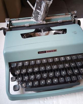 Macchina da scrivere OLIVETTI Lettera32